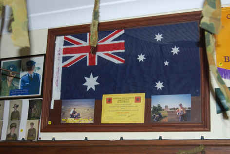 ANZAC_Flag.jpg (56114 bytes)